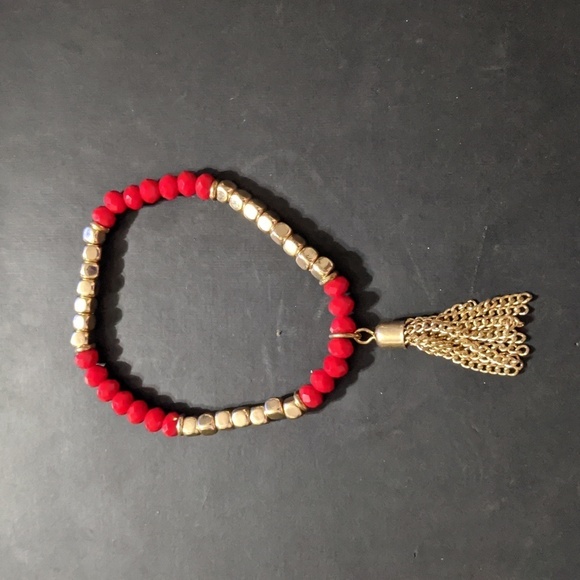 RED and Gold Tone Beaded Chain Fringe Tassel Stretchy Elastic Statement Bracelet - Picture 1 of 4